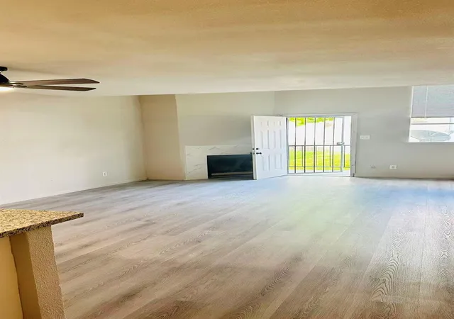 4th image of 10001 Westpark Dr #86, Houston, TX 77042 | MLS# 47843959
