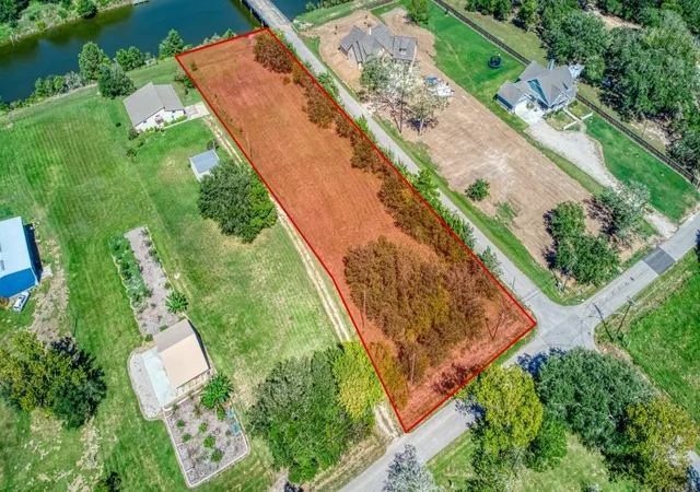 Land for sale at 8614 Robinson Rd, Hitchcock, TX 77563 | MLS# 93703657