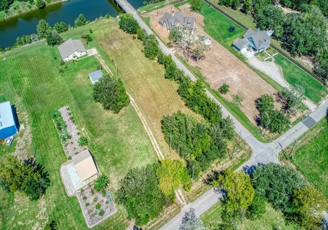 Photo 2 of Land for sale at 8614 Robinson Rd, Hitchcock, TX 77563 | MLS# 93703657 | Listing updated on 2026-08-07
