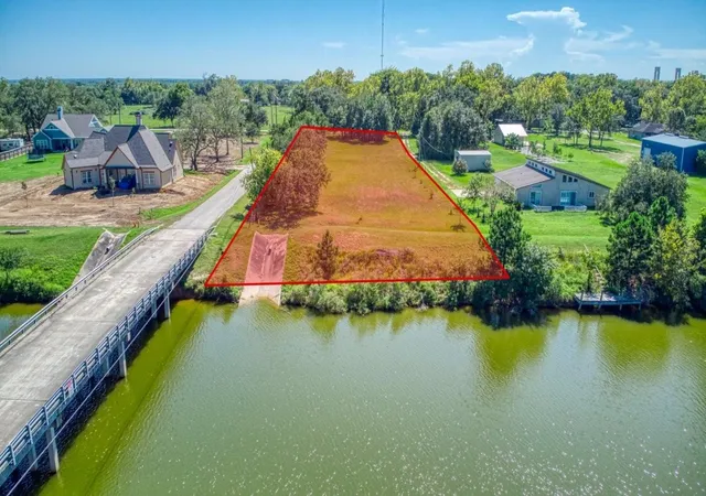 Photo 3 of Land for sale at 8614 Robinson Rd, Hitchcock, TX 77563 | MLS# 93703657 | Listing updated on 2026-08-07