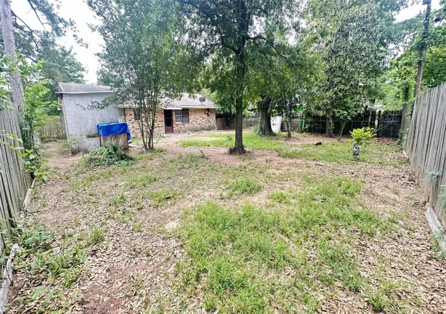 Photo 2 of Single family home for sale at 805 Ave L, Conroe, TX 77301 | MLS# 79015879 | Listing updated on 2026-07-07