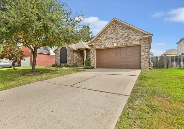 Photo 2 of Single family home for sale at 24706 E Burnaby Cir, Spring, TX 77373 | MLS# 75319380 | Listing updated on 2026-09-17