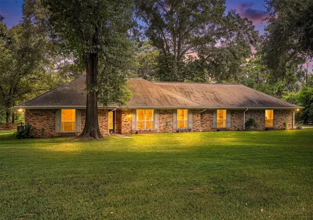 2nd image of 16008 Lutheran School Rd, Tomball, TX 77377 | MLS# 60779413