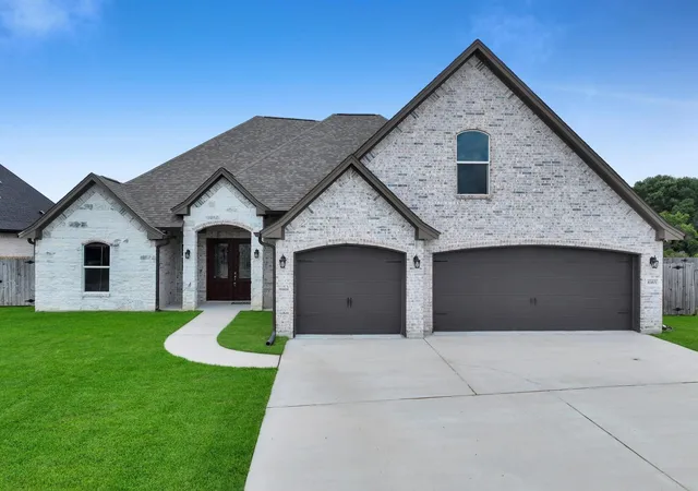 Homes for sale in Beaumont, TX | 6165 Carrie Ln, Beaumont, TX 77713 | MLS# 38062661