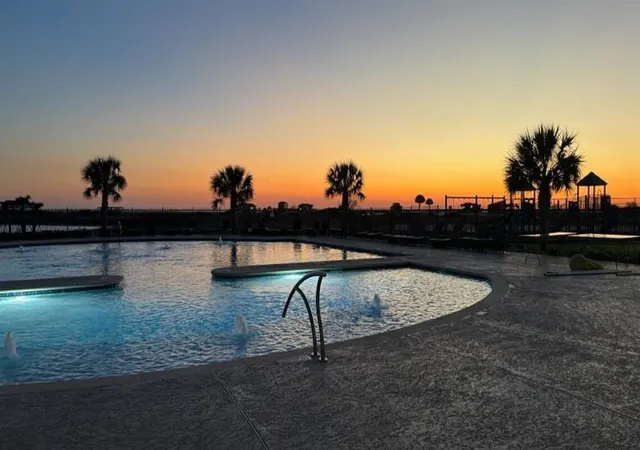 3rd image of 3032 Peninsula Point Dr, Palacios, TX 77465 | MLS# 93446048