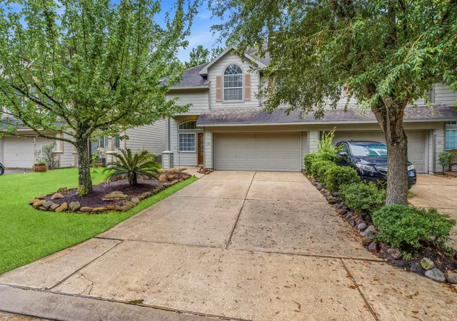 Homes for sale in The Woodlands, TX | 103 Ledgestone Pl, The Woodlands, TX 77382 | MLS# 16539145
