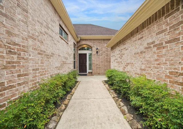 28th image of 14407 Tivoli Dr, Houston, TX 77077 | MLS# 48678243