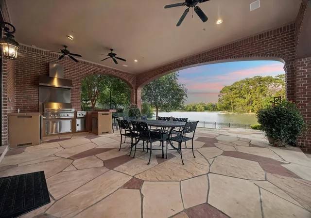 Photo 3 of Mansion for sale at 7 Paradise Point Dr, Sugar Land, TX 77478 | MLS# 68517911 | Listing updated on 2026-08-22