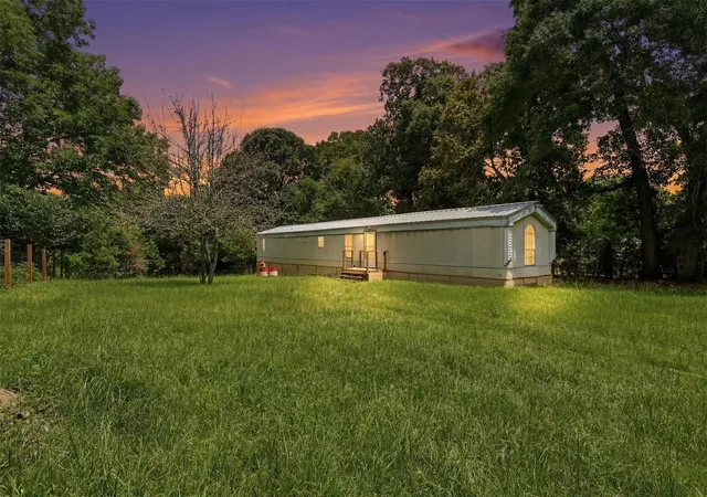 1st image of 2351 Cherry Creek East Dr, Shepherd, TX 77371 | MLS# 52009641