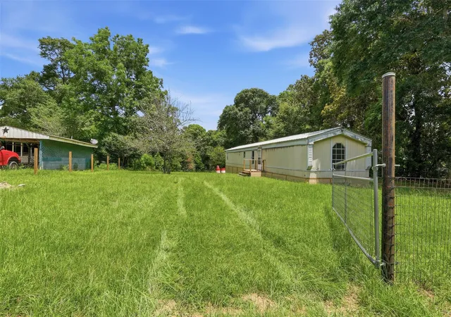 4th image of 2351 Cherry Creek East Dr, Shepherd, TX 77371 | MLS# 52009641