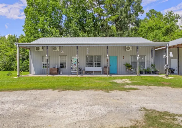 1st image of 768 County Road 792, Buna, TX 77612 | MLS# 68008165