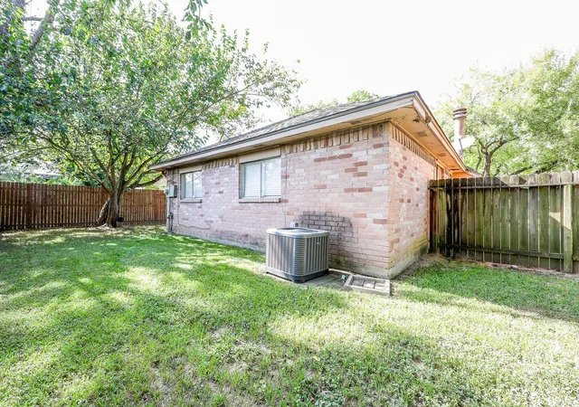 21st image of 11114 Drakeland Dr, Humble, TX 77396 | MLS# 31162137