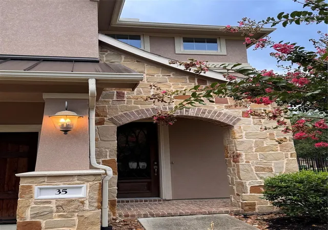 2nd image of 35 Dylan Branch Dr, Tomball, TX 77375 | MLS# 72629399