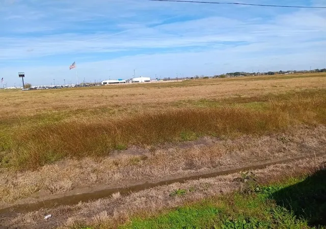 Photo 1 of Land for sale at 000 W Henderson Rd Rd, Angleton, TX 77515 | MLS# 88853846 | Listing updated on 2026-08-16