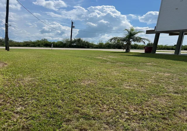4th image of 1952 Fm 2031, Matagorda, TX 77457 | MLS# 71130881