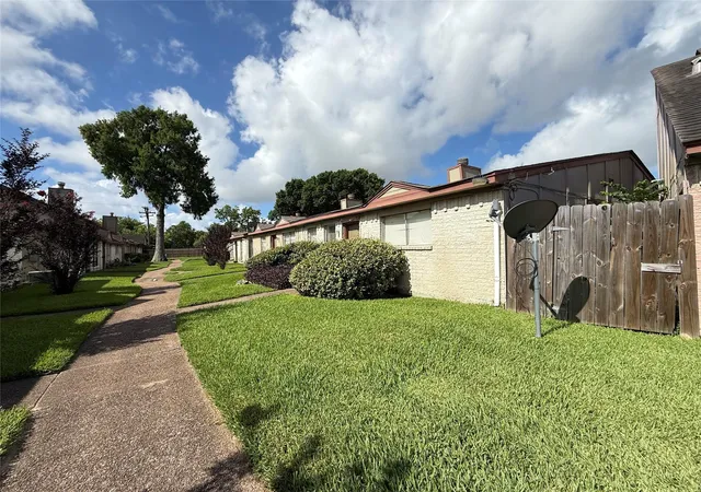 Photo 3 of Sale Pending at 7943 W Airport Blvd, Houston, TX 77071 | MLS# 63278391 | Listing updated on 2026-09-16