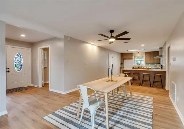 Photo 3 of Sale Pending at 6614 Golf Crest Dr, Galveston, TX 77551 | MLS# 98088917 | Listing updated on 2026-09-15