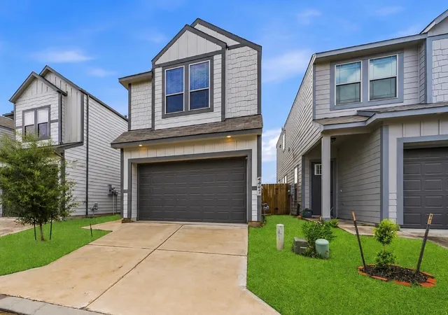 1st image of 4421 Ibiza Ln, Houston, TX 77045 | MLS# 2606270