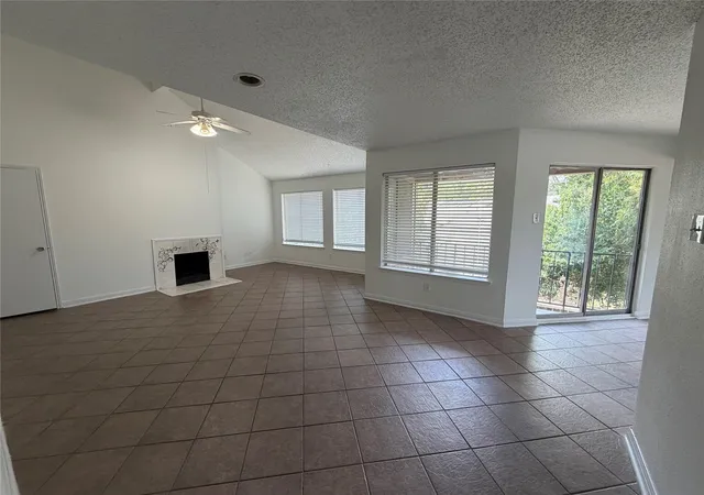 4th image of 12200 Overbrook Ln, Houston, TX 77077