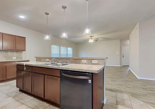 Photo 3 of Single family home for sale at 31218 Roos River Rd, Hockley, TX 77447 | MLS# 55954966 | Listing updated on 2026-10-16