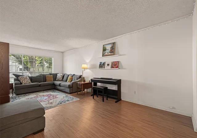 1st image of 2701 Bellefontaine St #B4, Houston, TX 77025 | MLS# 47141740