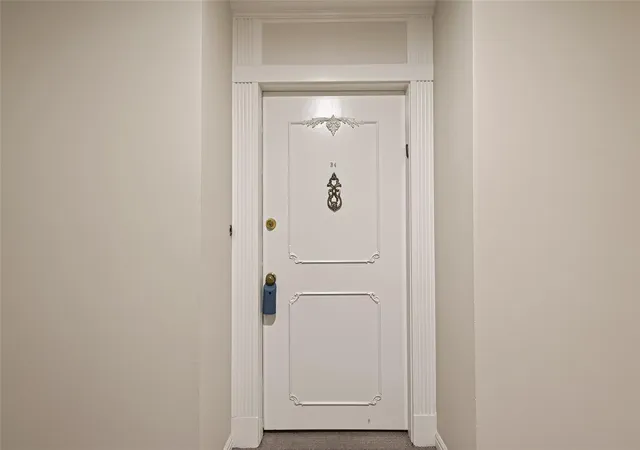 3rd image of 2701 Bellefontaine St #B4, Houston, TX 77025 | MLS# 47141740