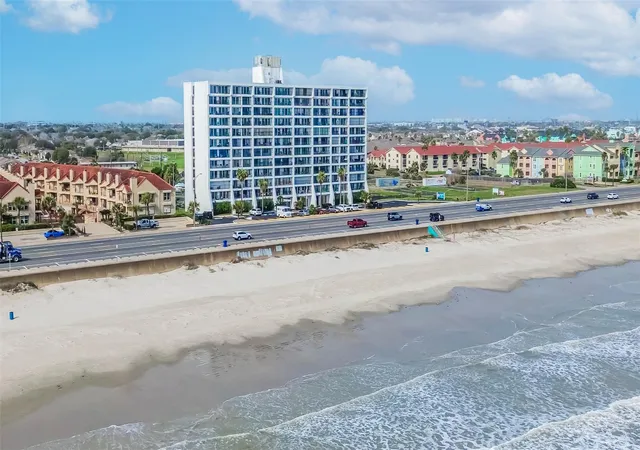 Photo 4 of Condo for sale at 7310 Seawall Blvd #1203, Galveston, TX 77551 | MLS# 94616787 | Listing updated on 2026-09-17