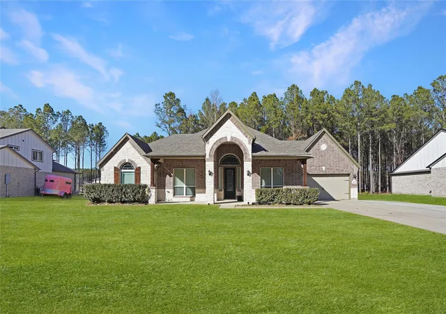 Photo 2 of Single family home for sale at 1378 Road 66113, Dayton, TX 77535 | MLS# 9001266 | Listing updated on 2026-09-02