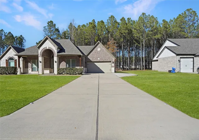 Photo 3 of Single family home for sale at 1378 Road 66113, Dayton, TX 77535 | MLS# 9001266 | Listing updated on 2026-09-02