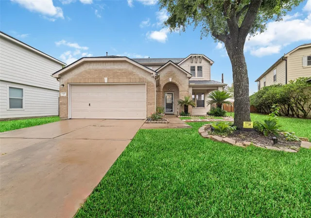 Photo 1 of Single family home for sale at 527 Remington Point Ct, Houston, TX 77073 | MLS# 10224650 | Listing updated on 2026-08-19