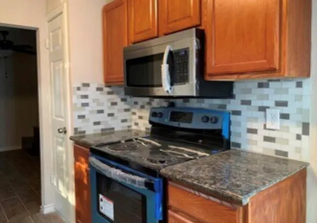Photo 2 of Multi family home for sale at 207 Frawley St, Houston, TX 77009 | MLS# 72365415 | Listing updated on 2026-06-22