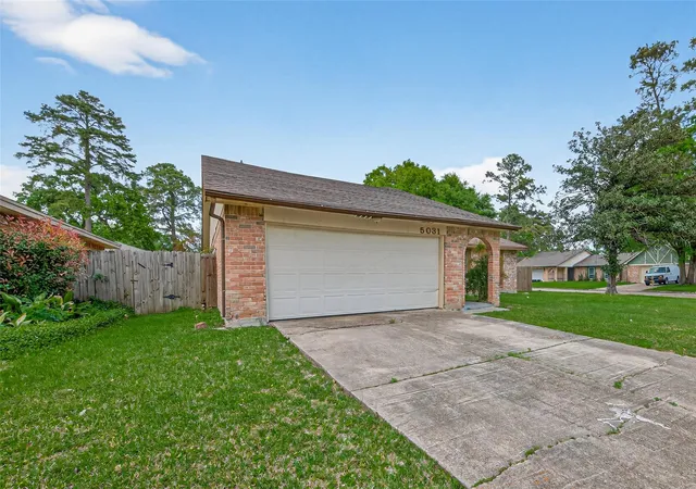 Homes for sale in Spring, TX | 5031 Glendower Dr, Spring, TX 77373 | MLS# 74188122