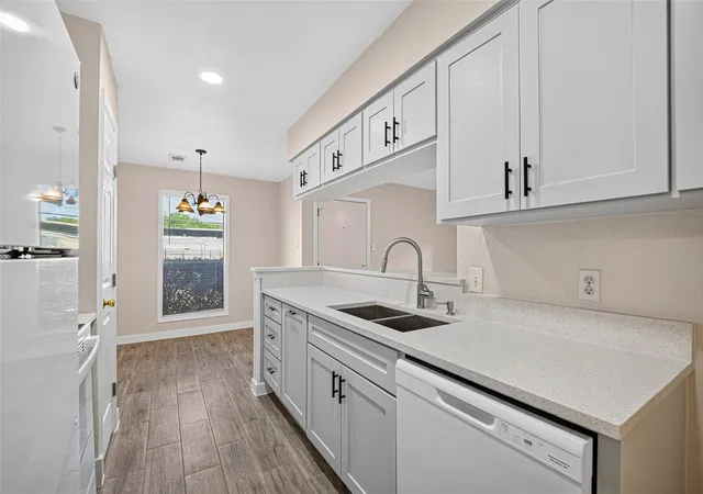 5th image of 15534 Zabolio Dr #143, Webster, TX 77598 | MLS# 6587620