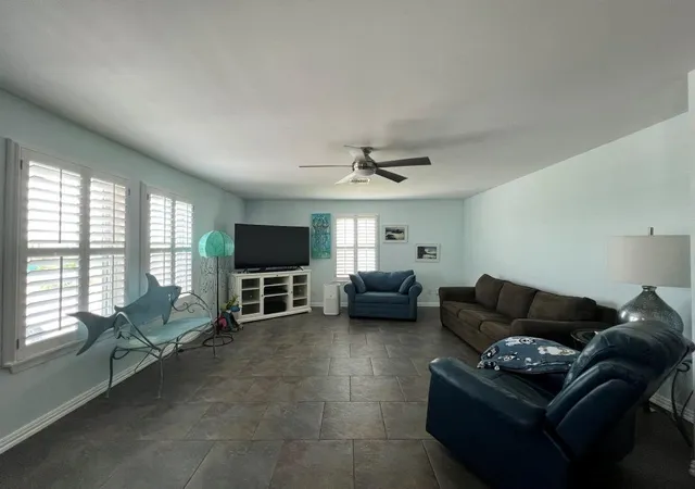Homes for sale in Jamaica Beach, TX | 16527 Frances Drake Rd, Jamaica Beach, TX 77554 | MLS# 69112240