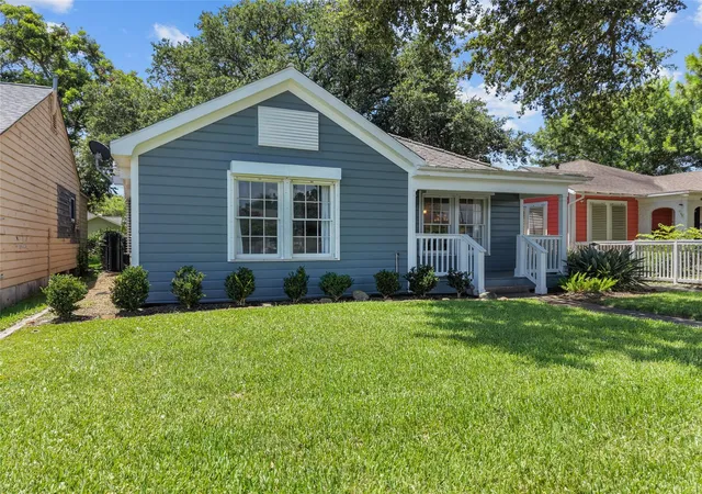4th image of 5017 Avenue N 1/2, Galveston, TX 77551 | MLS# 52738369
