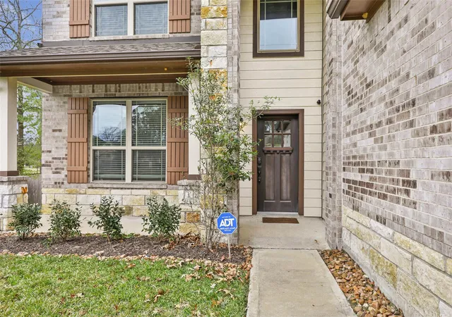 Photo 4 of Single family home for sale at 28511 Riverside Crst Ln, Huffman, TX 77336 | MLS# 47623896 | Listing updated on 2026-07-10