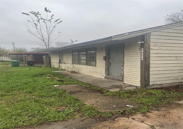 3rd image of 5950 Doolittle Blvd, Houston, TX 77033 | MLS# 29423199
