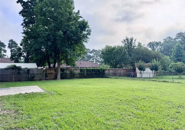 Photo 23 of Sale Pending at 111 Little Bill Ln, Willis, TX 77378 | MLS# 42691893 | Listing updated on 2026-09-06