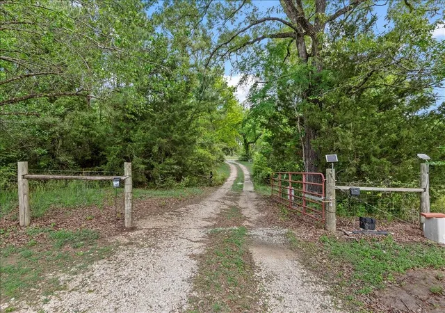 1st image of 8172 County Road 208, Navasota, TX 77868 | MLS# 55049468