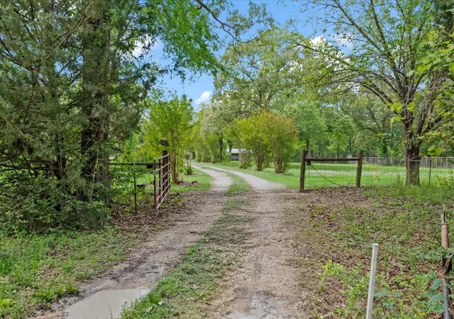 4th image of 8172 County Road 208, Navasota, TX 77868 | MLS# 55049468