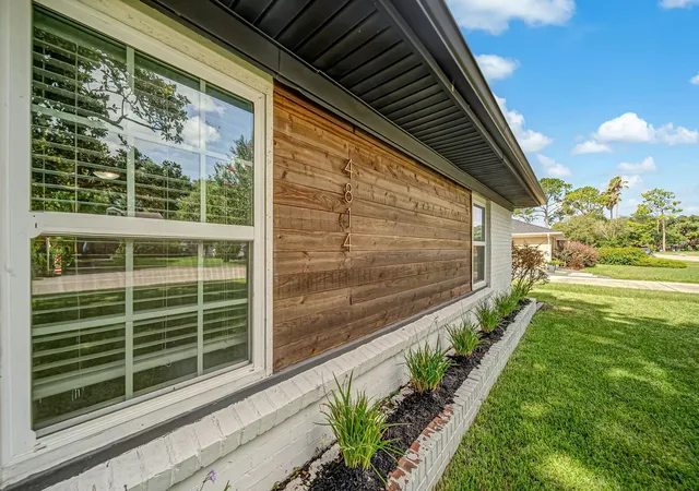 5th image of 4814 Briarbend Dr, Houston, TX 77035 | MLS# 13697796