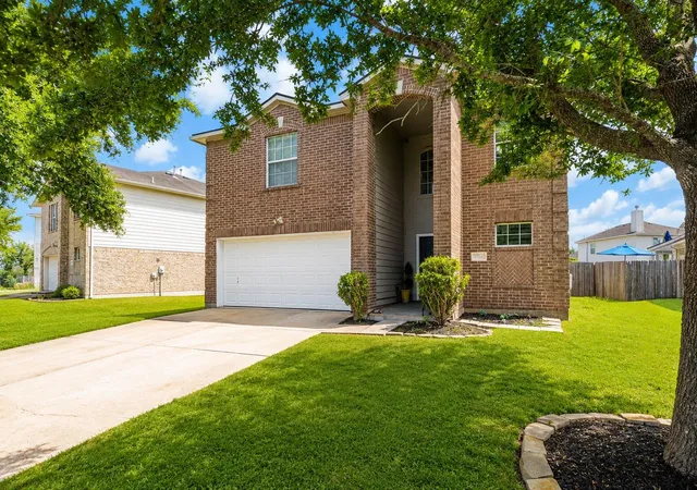 Photo 2 of Single family home for sale at 7703 Northfork Hollow Ln, Richmond, TX 77407 | MLS# 25765008 | Listing updated on 2026-09-06