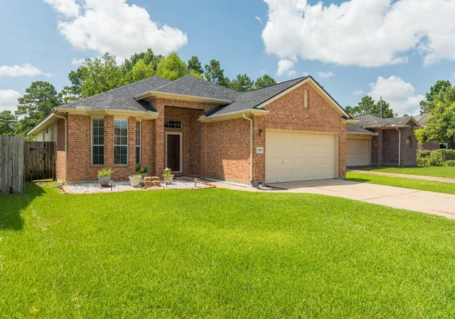 Photo 1 of Sale Pending at 1906 Spring Cliff Ct, Spring, TX 77373 | MLS# 93085103 | Listing updated on 2026-09-17