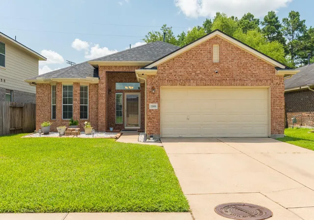 Photo 2 of Sale Pending at 1906 Spring Cliff Ct, Spring, TX 77373 | MLS# 93085103 | Listing updated on 2026-09-17