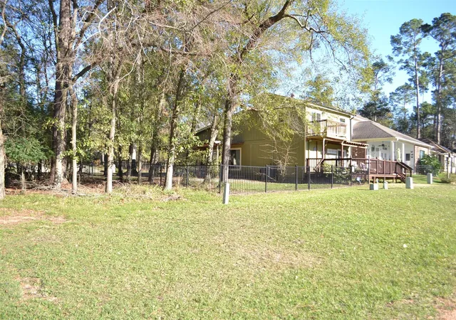 Single family home for sale at 2931 & 2935 Whitman Dr, Montgomery, TX 77356 | MLS# 68330895 | Listing updated on 2026-05-09