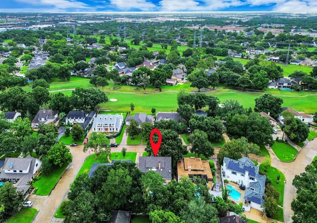 30th image of 722 Chevy Chase Cir, Sugar Land, TX 77478 | MLS# 90405888