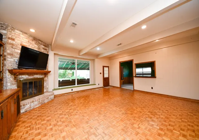 5th image of 722 Chevy Chase Cir, Sugar Land, TX 77478 | MLS# 90405888