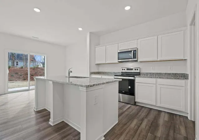 Photo 2 of Sale Pending at 3227 Diamond View Ln, Angleton, TX 77515 | MLS# 63701961 | Listing updated on 2026-09-17