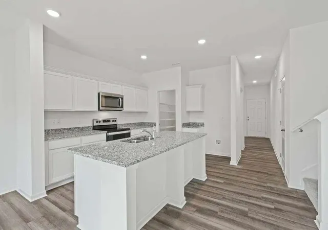 Photo 3 of Sale Pending at 3227 Diamond View Ln, Angleton, TX 77515 | MLS# 63701961 | Listing updated on 2026-09-17