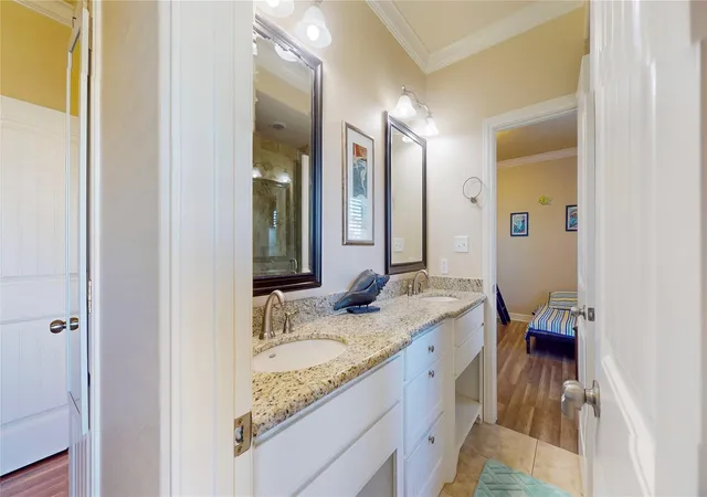 4th image of 1965 Ave J, Port Bolivar, TX 77650 | MLS# 91409972